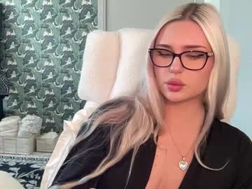 Live Feet Fetish Performer Bunnykhalessi - Ted's Cam Directory