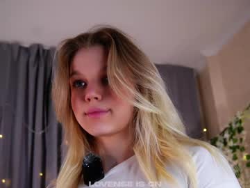 Burnletitallburn live cam profile photo