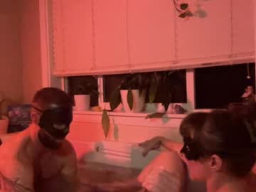 Ceeceexdom live cam preview — hotcouple — age 39