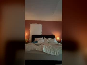 Charliemapleafterdark0502 live cam preview — blow — age 0
