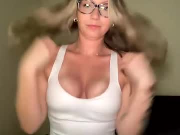 Cherryxo2 live cam preview — blonde — age 26