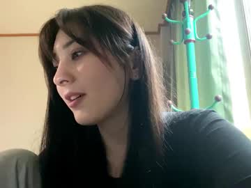 Live cam boy Cindieknous, 18 yrs – Hot Male Cams