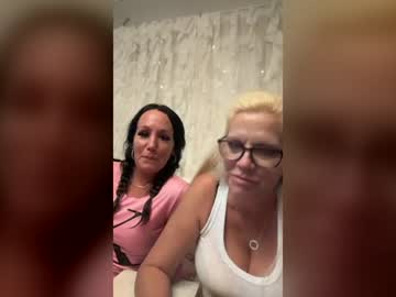 Cottybriarwood live cam preview — milf — age 0