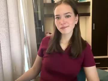 Crystalpeakv live cam preview — HD — 18 — age 18