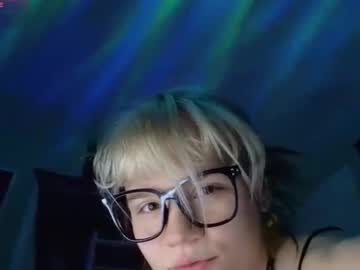 Live cam boy Cutiepiespanks – Hot Male Cams