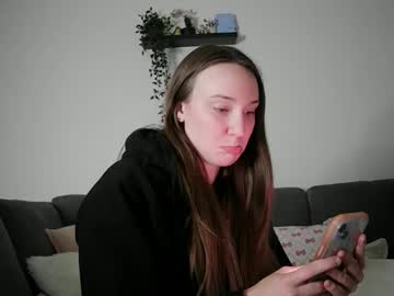 Live Milf Daddysssgoodgirl, 22 yrs – Hot Milf Cams