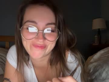Daisydemeanor live cam preview — new — age 0
