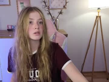 Dan1ella Sun live cam preview — HD — nonude — age 18