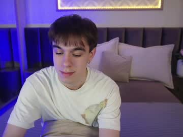 Live cam boy Davebevy, 19 yrs – Hot Male Cams