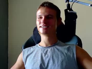 Dennisdillon live cam preview — twink — age 22