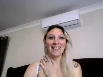 Dixietriixx  live cam preview — kink — age 0