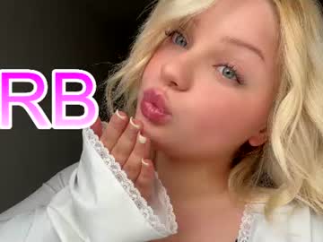 Doris Lee live cam preview — HD — young — age 19
