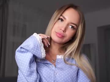 Live Cams Eleanorka, 18 yrs - Chaturbate Live