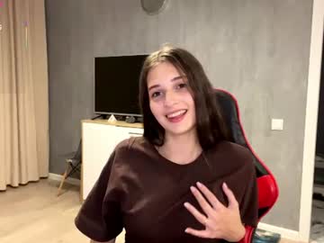 Live cam boy Emilimonnre, 18 yrs – Hot Male Cams