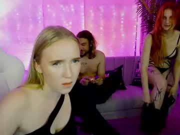 Emily054 live cam preview — HD — feet — age 0