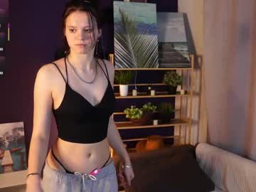 Live cam boy Emmiecrellin, 18 yrs – Hot Male Cams