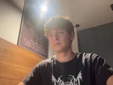 Live cam boy Fakqqie2rue, 18 yrs – Hot Male Cams