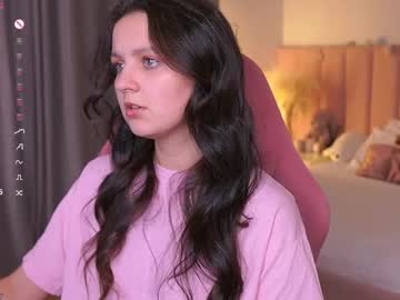 Live Feet Fetish Performer Fluffy_waffles, 20 yrs - Ted's Cam Directory