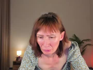 Live Milf Grace_kellyy, 44 yrs – Hot Milf Cams
