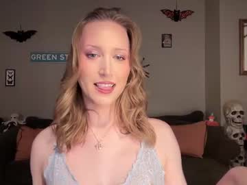 Greenxxxqueen live cam preview — HD — trans — age 27