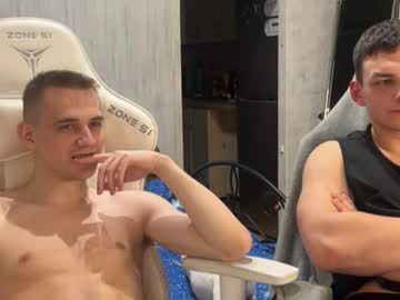 Live cam boy Holiday_boys – Hot Male Cams