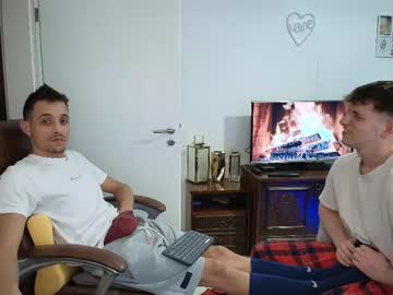 Live cam boy Hotboyshorny, 19 yrs – Hot Male Cams