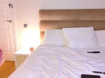 Live cam boy Jenny_roberts96 – Hot Male Cams