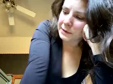 Live Milf Jlynn1997, 29 yrs – Hot Milf Cams