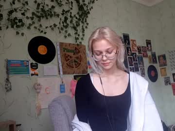 Live Cams Johnettareynero, 18 yrs - Chaturbate Live