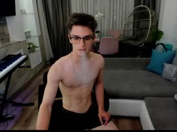 Live cam boy Johnnyk8, 20 yrs - Gay & Male Cams