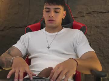 Live cam boy Joseph__boy, 23 yrs – Hot Male Cams