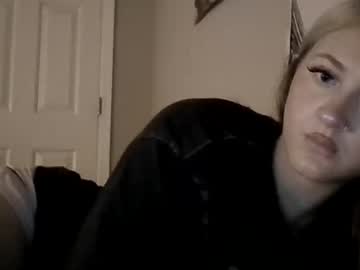 Kaitlynevansx live cam preview — new — age 0