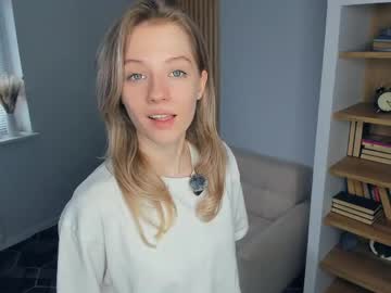Live cam boy Katemossse, 18 yrs – Hot Male Cams