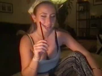 Keiravie live cam preview — new — age 21