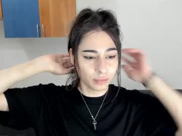Kevin Hug live cam preview — HD — uncut — age 24