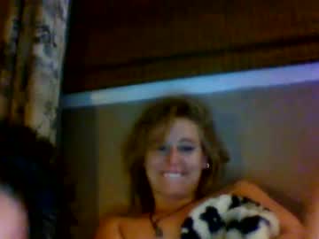 Kinkyfloe1999 live cam preview — hotcouple — age 0