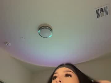 Latinaandfriends live cam preview — 18 — age 0