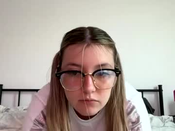 Live cam preview of leeannerose