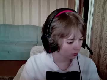 Live cam boy Leigharedcross, 18 yrs – Hot Male Cams