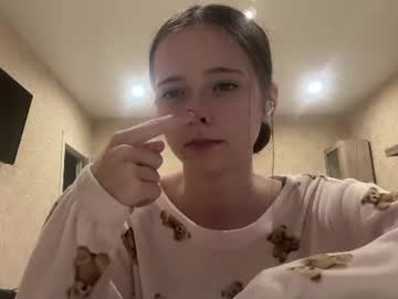 Leonormcgraw live cam preview — HD — 18 — age 18