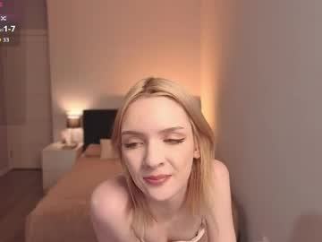 Live cam boy Lily_moony, 19 yrs – Hot Male Cams