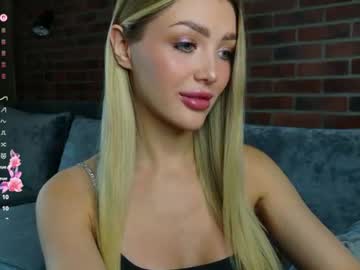 Lisa Grosss live cam preview — HD — new — age 19