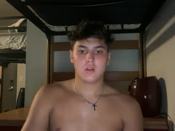 Live cam boy Lochlanplayzz - Hot College Sex Cams