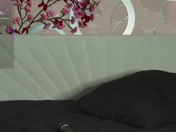 Live cam preview of lovamanda