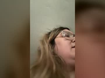 Lovely Lady222 live cam preview — bigboobs — age 0