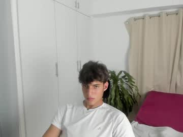 Live cam boy Lucacosta19, 19 yrs – Hot Male Cams