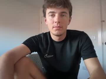 Live cam boy Luciancrowe, 22 yrs – Hot Male Cams
