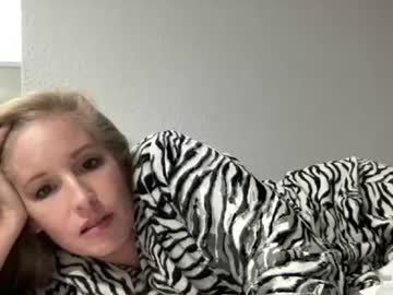 Luckycharm 888 live cam preview — HD — new — age 0