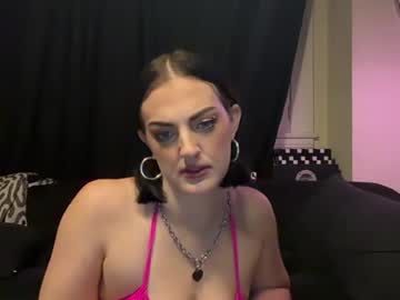 Lucylotusxx live cam preview — HD — pornstar — age 28