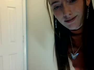 Lunapixie2020 live cam preview — young — age 24